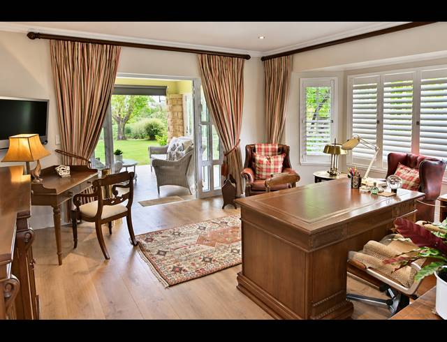 2 BEDROOM RETIREMENT UNIT FOR SALE IN WATERFALL HILLS MATURE LIFESTYLE ESTATE